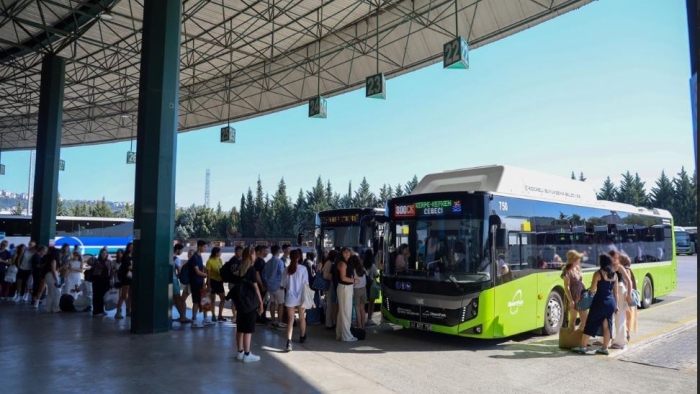 Kocaeli Büyükşehir’in 800CK hattı yolcu rekoru kırdı;  3 bin 348 sefer, 105 bin yolcu